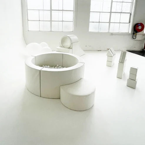 Lux Leather Mini White Ball Pit