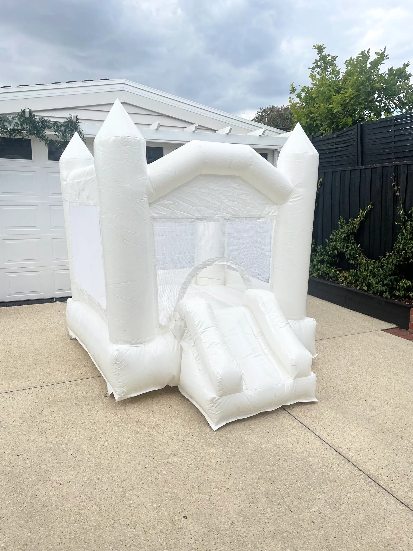 Mini Jumping Castle